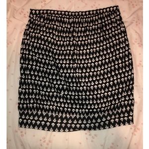 Black and White Pattern Raylon Skirt